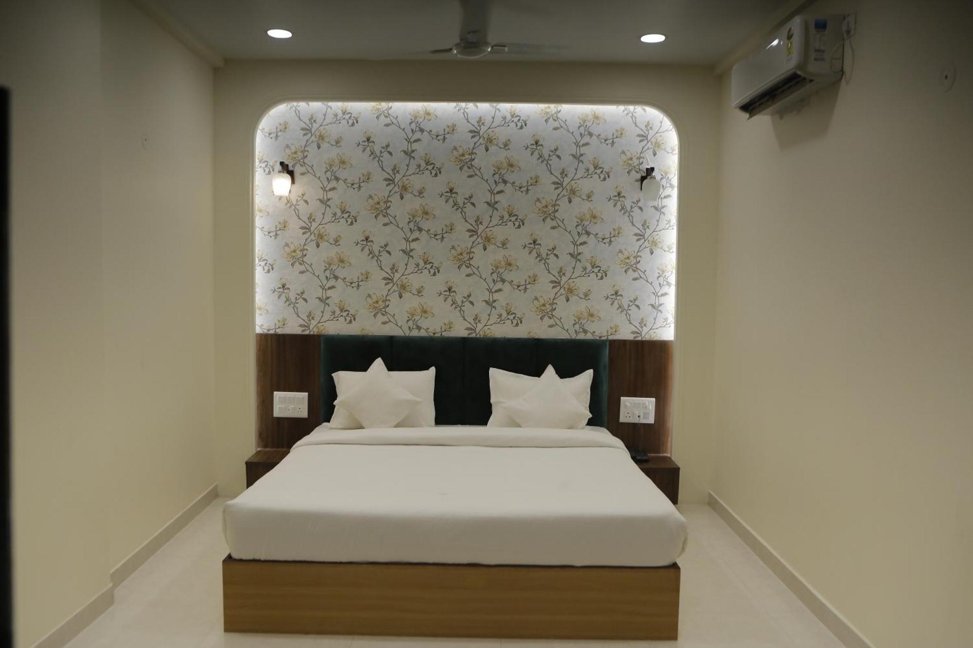 Hotel The Blue Vista à Greater Noida Extérieur photo